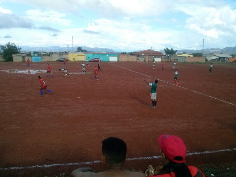 Chuva, classificação antecipada e emoção marcaram a segunda rodada do Campeonato de Bairros de Igarapé
