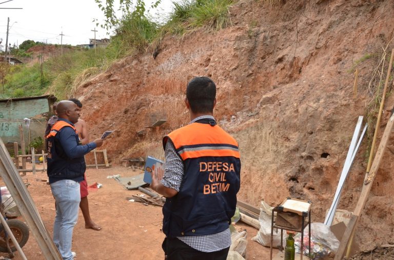 Com previsão de chuva forte, Prefeitura de Betim elabora plano emergencial