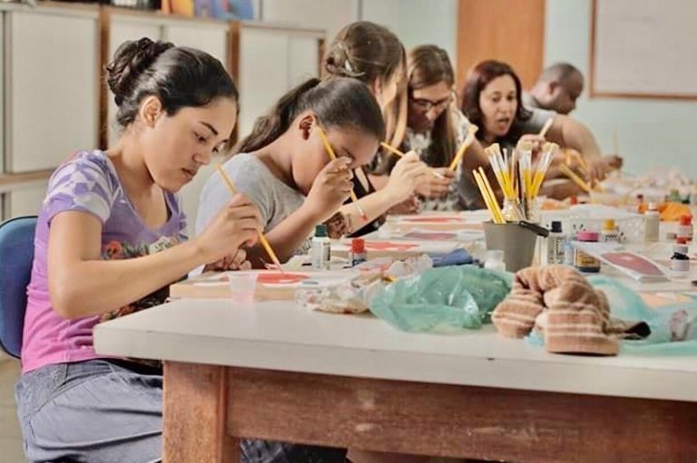 Abertas inscrições para cursos gratuitos da Assecig