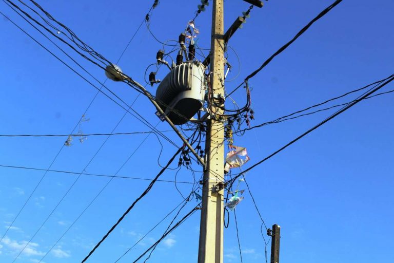Cemig registra desligamentos de rede elétrica causados por cerol e linha chilena
