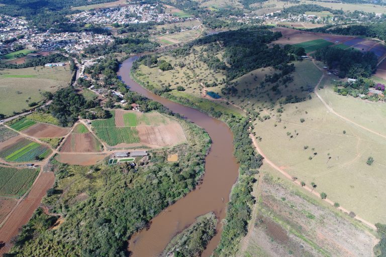 Ações contribuem para o reflorestamento, evita a contaminação do solo e dos recursos hídricos. Foto: SECOM
