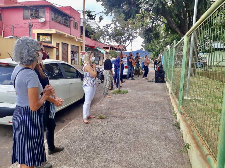 Segunda-feira é marcada por momento de oração na UPA e Cecovid Igarapé
