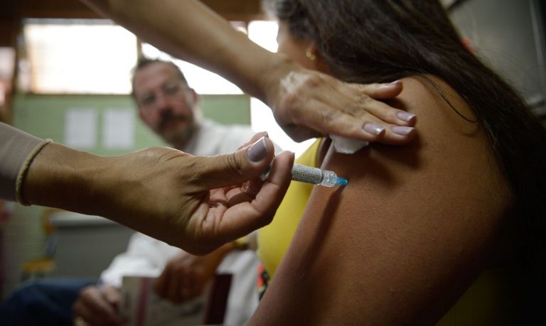 Rio Manso amplia grupo de vacinação para deficientes e gestantes