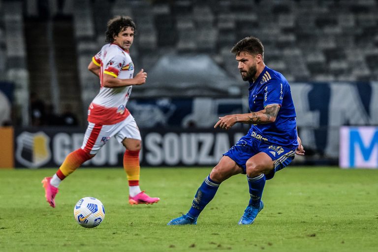 O Cruzeiro está em vantagem por ter vencido a primeira partida por 1 a 0. Foto: Gustavo Aleixo/Cruzeiro
