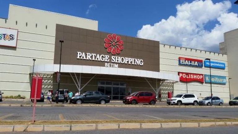 Para furtar, jovem passa a noite em joalheria de shopping e acaba preso