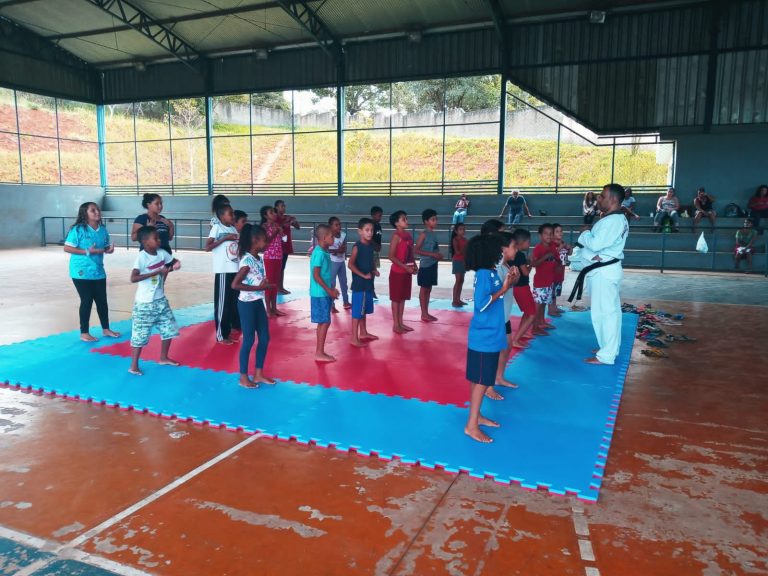 Estão abertas as inscrições para aulas gratuitas de taekwondo em Igarapé