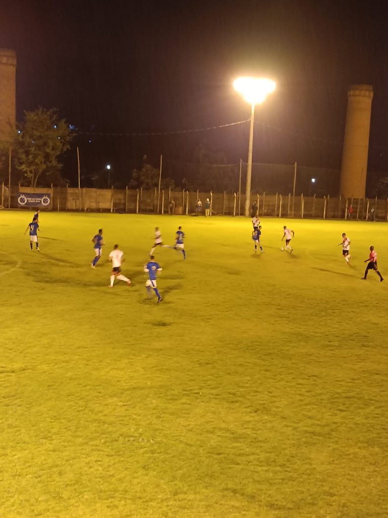 Santos e Serrano decidem a final do torneio Corujão no próximo sábado, em São Joaquim de Bicas