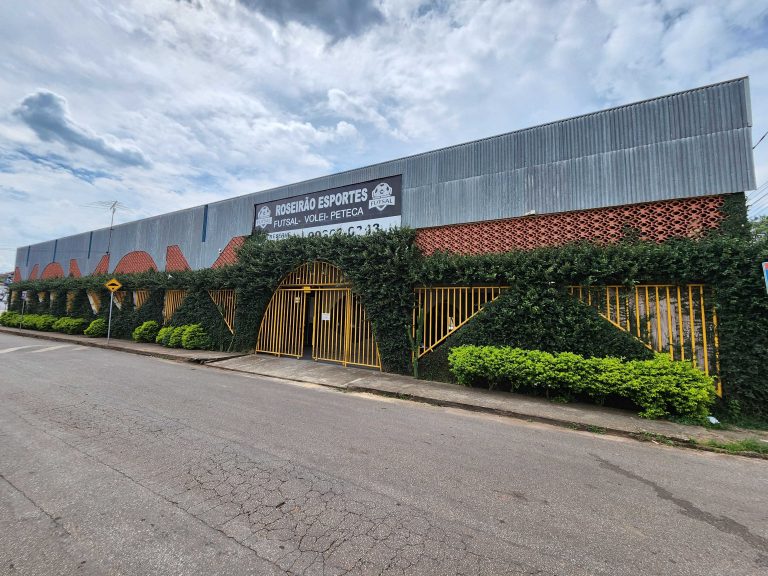 Igarapé inaugura novo espaço esportivo com escolinha de judô e futsal