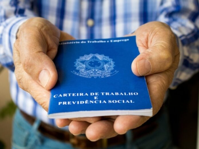 vaga-emprego-betim