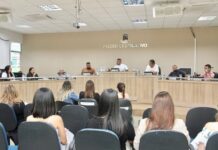 Reunião debate cortes de profissionais e serviços na Saúde de Igarapé