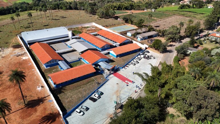 São Joaquim de Bicas amplia educação em tempo integral e atende 57 alunos do 4º ano