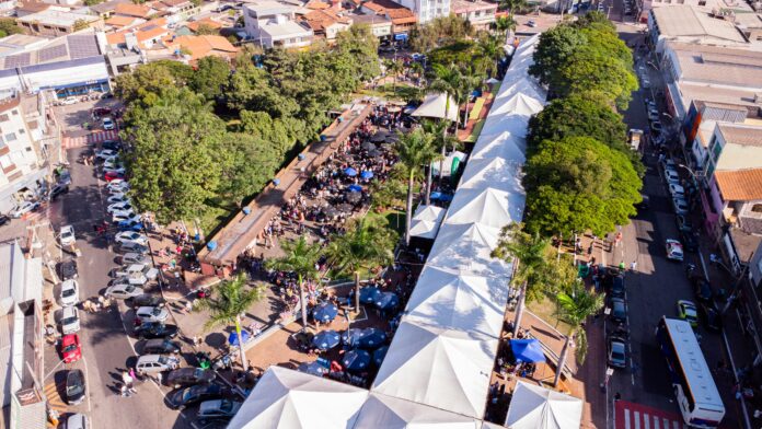 Ibarapé – Petisco e Prosa, em Igarapé Vista aérea do Ibarapé – Petisco e Prosa em Igarapé